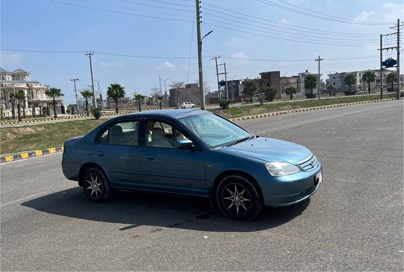 Honda Civic 2004 PerfectCnditnBtrtn City,Corolla,Cultus,Alto,Mehran 6