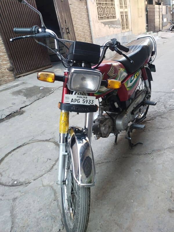 Honda CD 70 cc 2