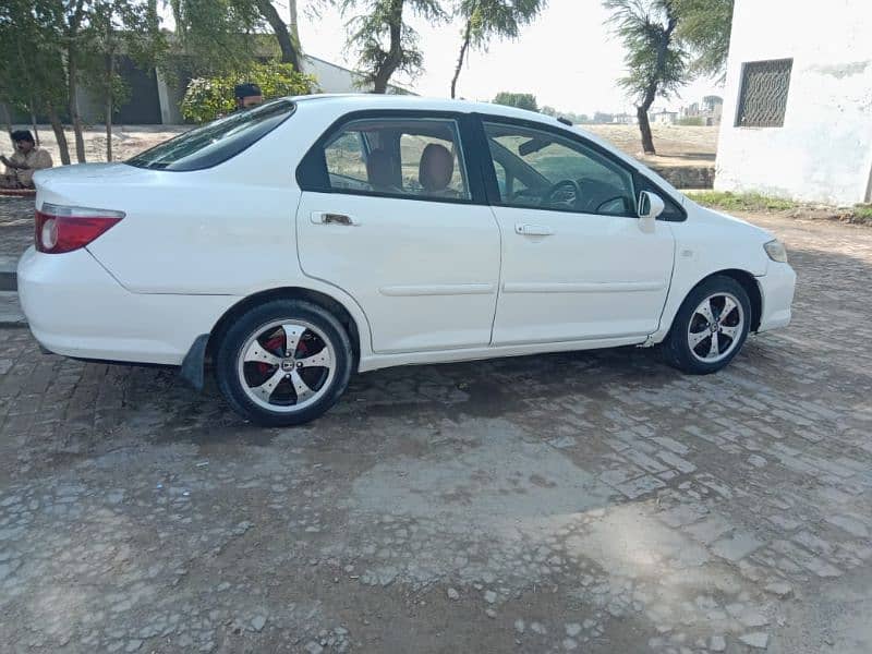 Honda City IDSI 2006 3