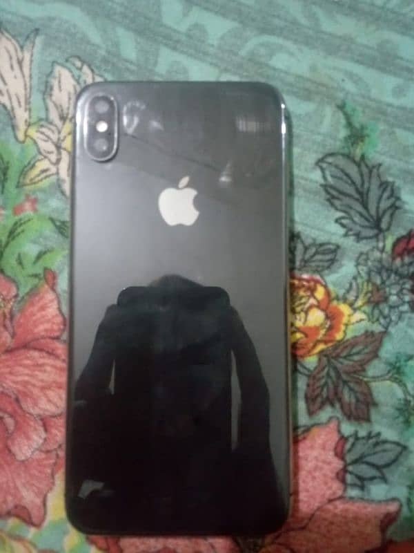 I phone Xsmax 256gb non pta urgent sale 0