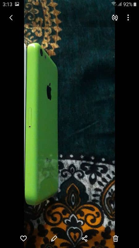 iPhone 5c 32gb 3