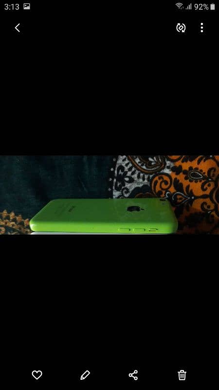 iPhone 5c 32gb 4