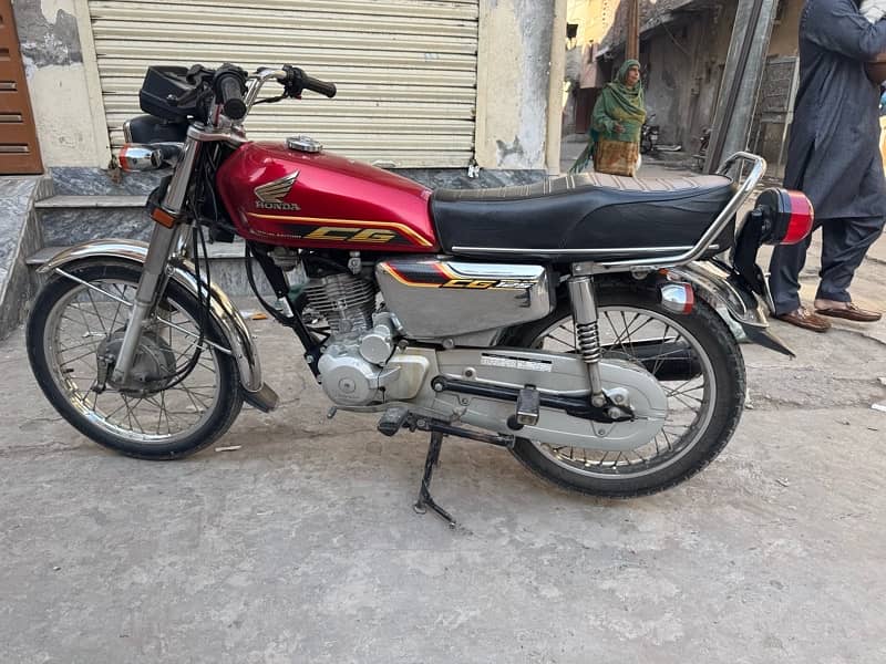 Honda 125 Self start 4