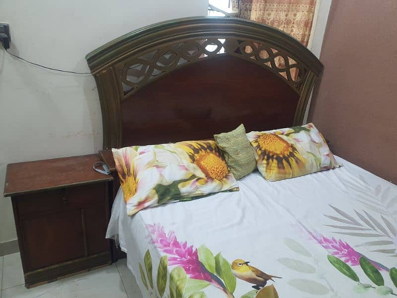 wooden Bed without Matress 0