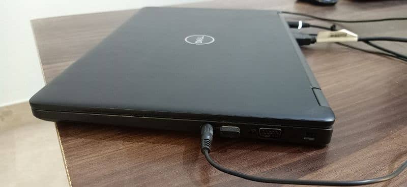 Dell Latitude 5490 6