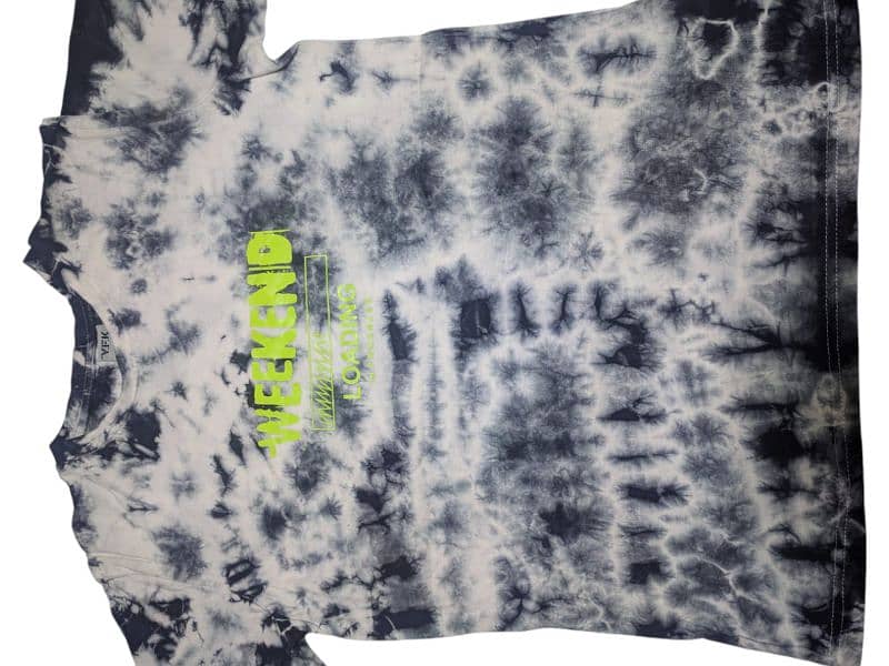 PRINTED CREW NECK STOCK CLEARANCE! 0