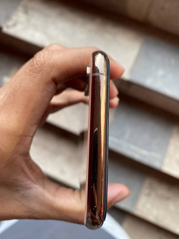 Iphone XS MAX 5