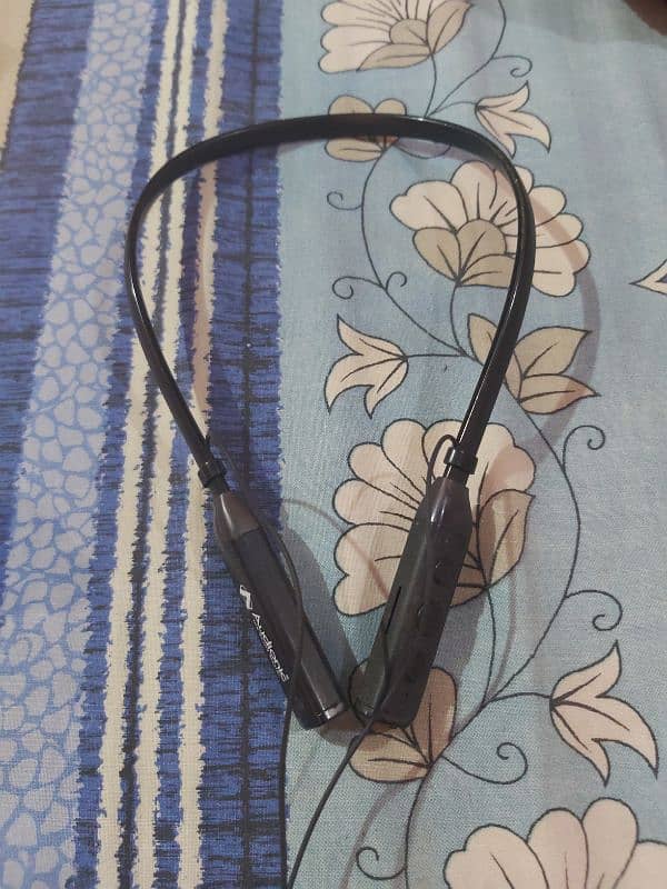 Audionic A800 neckband 4