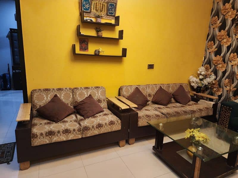 7 seater sofa set in good condition 2