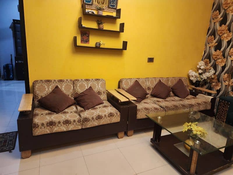 7 seater sofa set in good condition 3