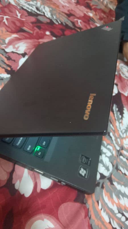 Lenovo Thinkpad laptop condition 9/10 5