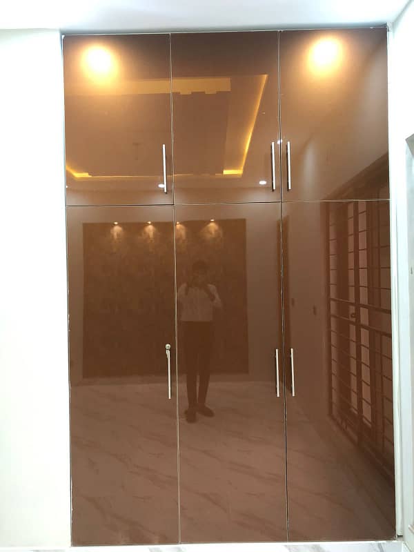 10 Marla Brand New Upper Portion For Rent In Park View City Lahore. 5