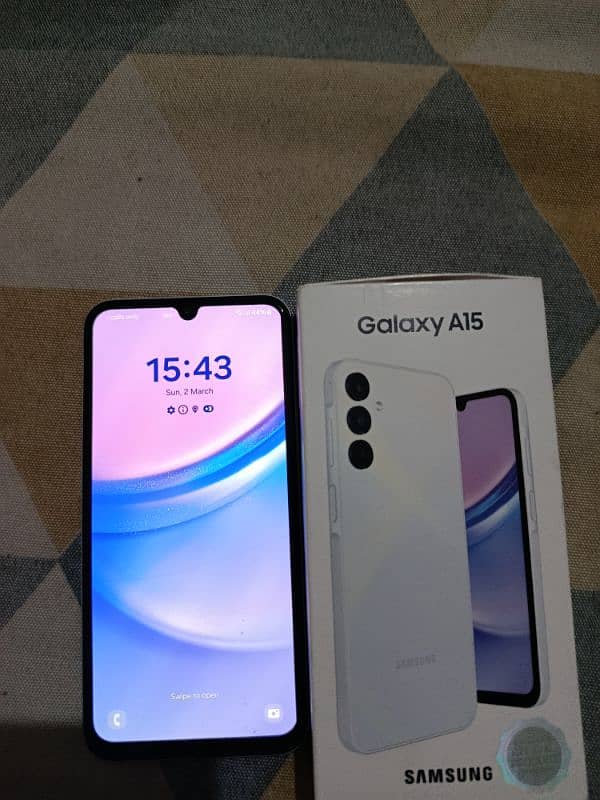 Samsung Galaxy A15 5G (8,256GB) 1