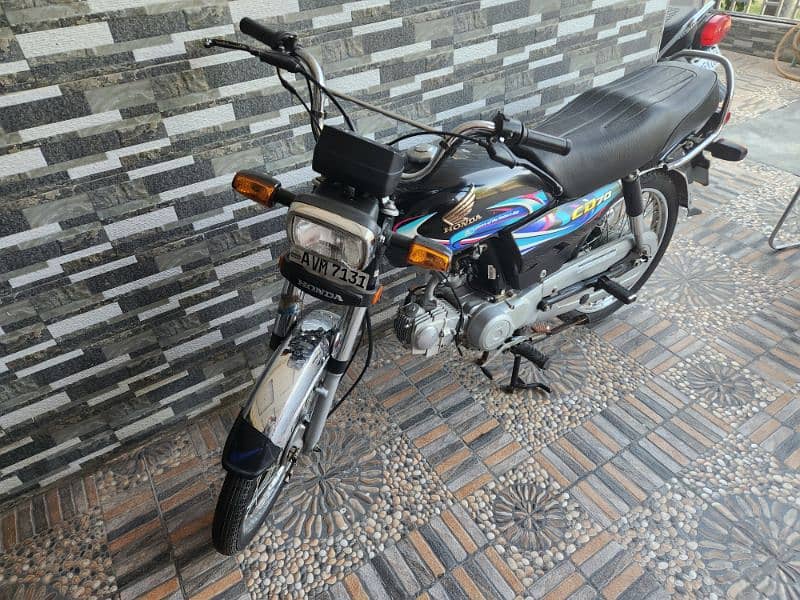 vary good bick honda cd 70 1