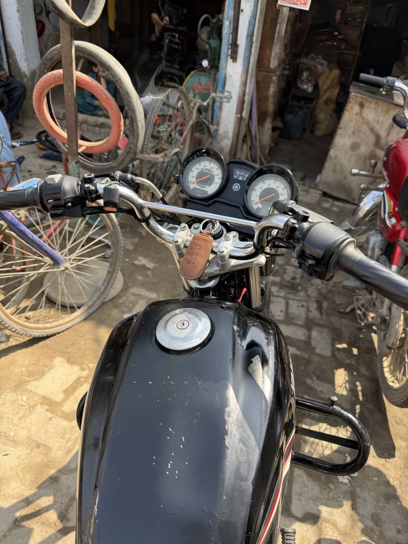 Yamaha YB 125Z 2019 5