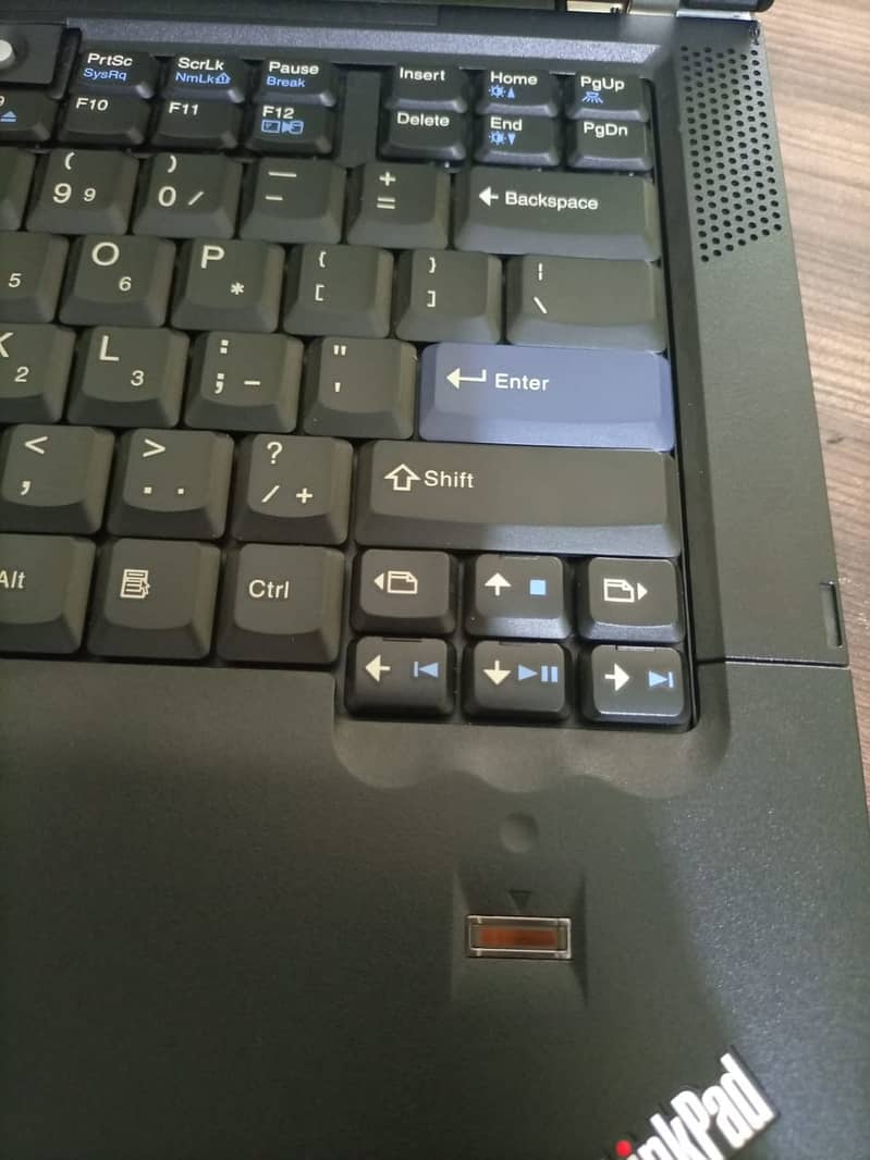 Lenovo ThinkPad T61 (14.1") 4GB RAM 250GB HDD Windows 10 P 11