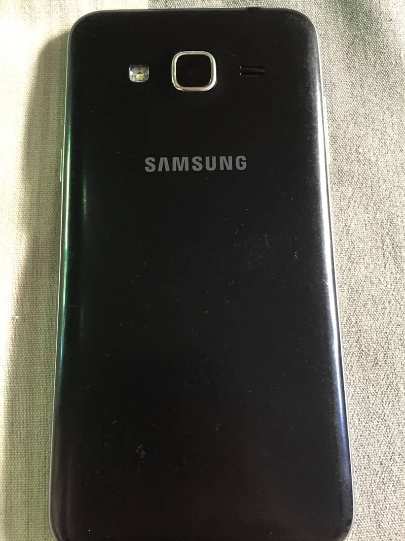 urgent sale samsung galaxy J3 6 2