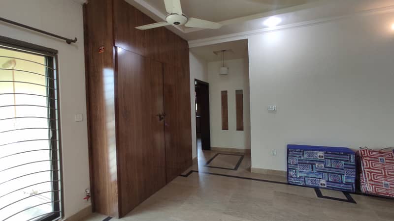 10 Marla Upper Portion Available For Rent 10