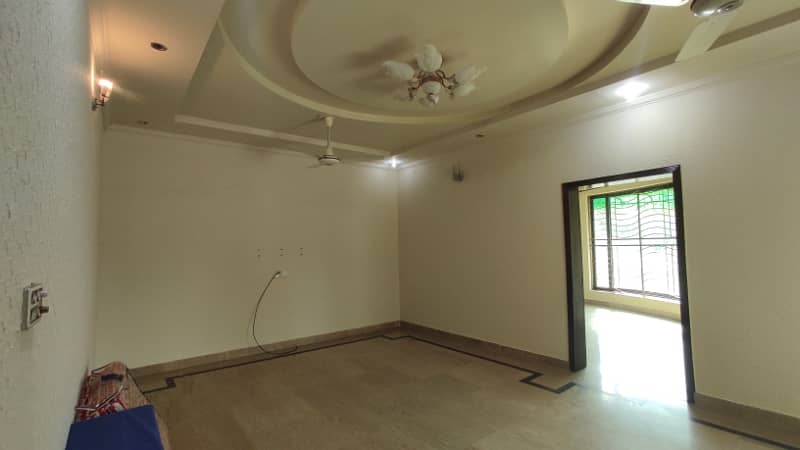 10 Marla Upper Portion Available For Rent 15