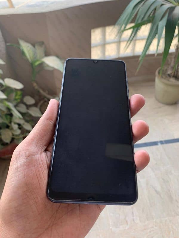 samsung galaxy a31 with box 0