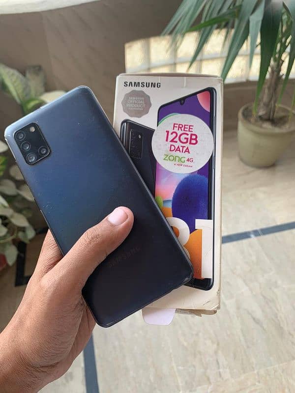 samsung galaxy a31 with box 5