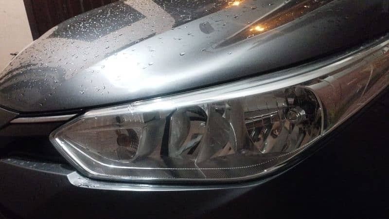 Yaris Front lights genuine 2021-24 model 0