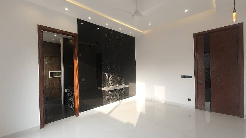 House 1 Kanal For sale In DHA Phase 6 - Block N 18