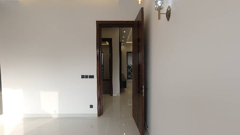 House 1 Kanal For sale In DHA Phase 6 - Block N 20