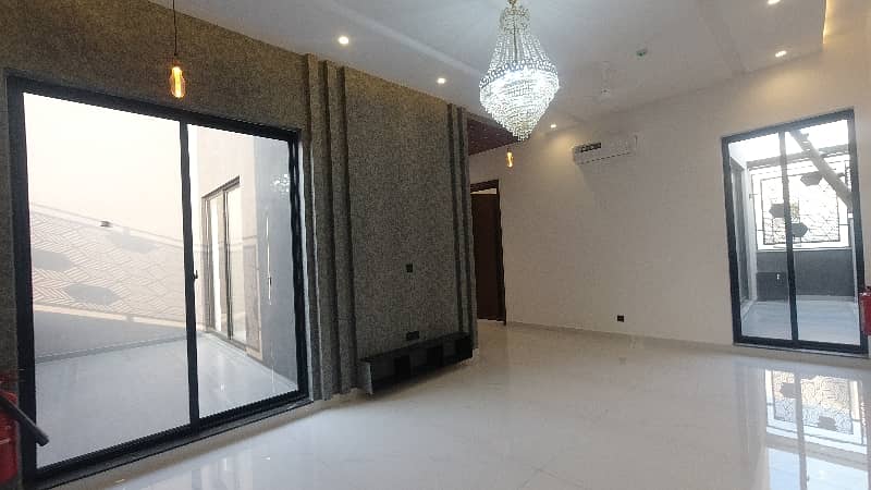 House 1 Kanal For sale In DHA Phase 6 - Block N 26