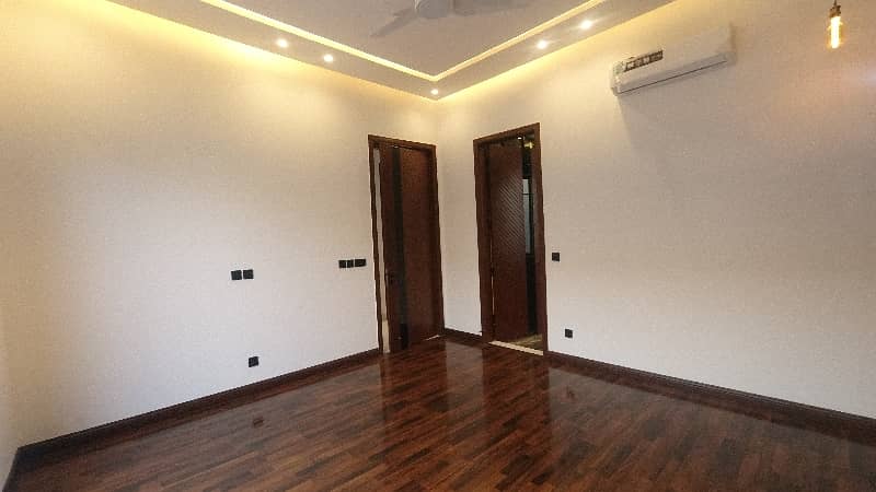 House 1 Kanal For sale In DHA Phase 6 - Block N 32