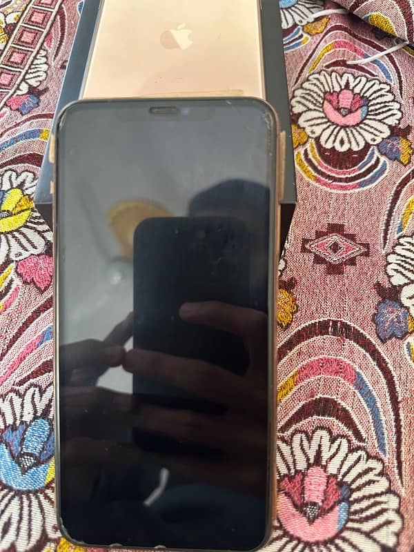 iphone 11 pro max 256 gb Pta approved 4