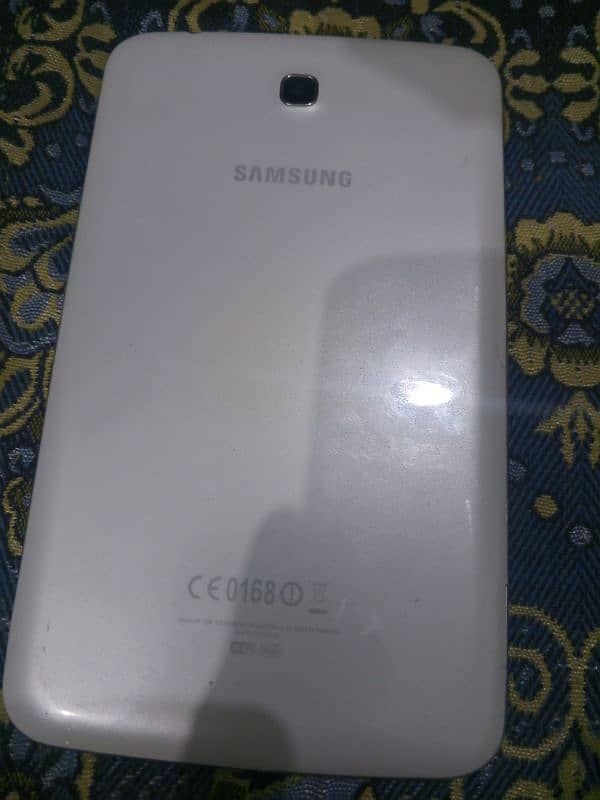 Samsung Galaxy tab 3 sm-t210 good condition 4