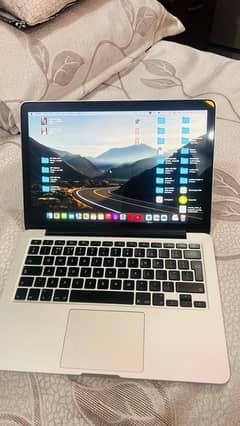 Macbook pro 2015 8/128 With Retina Display