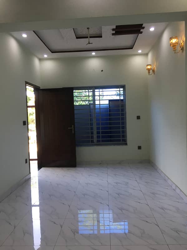 5 MARLA BRAND NEW HOUSE FOR RENT 5