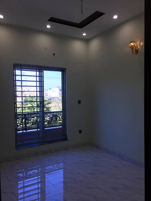 5 MARLA BRAND NEW HOUSE FOR RENT 19