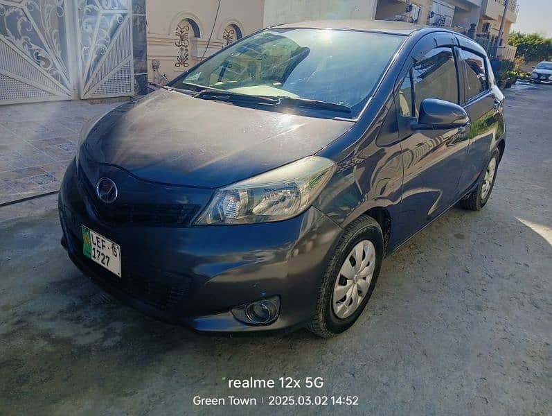 Toyota Vitz 2012 3