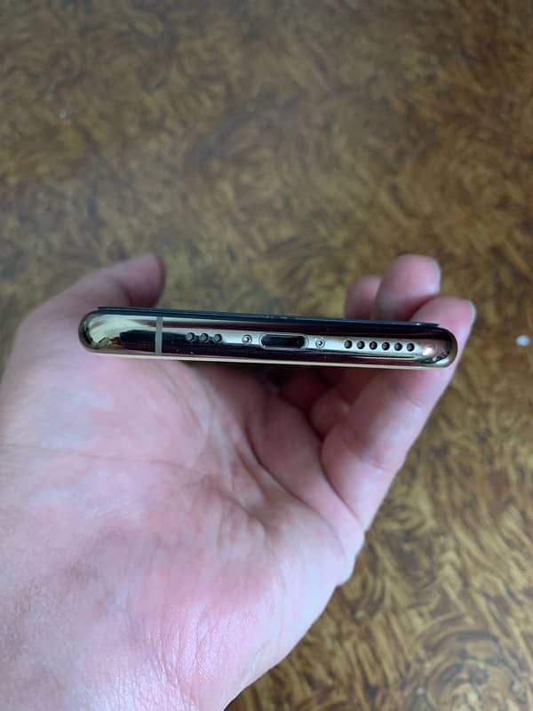 iphone 11 pro PTA approved 5