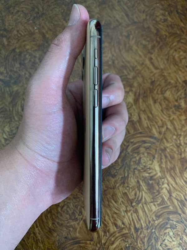 iphone 11 pro PTA approved 6