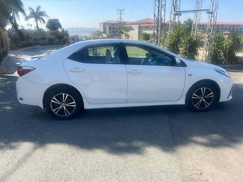 Toyota Corolla Altis 2019 5