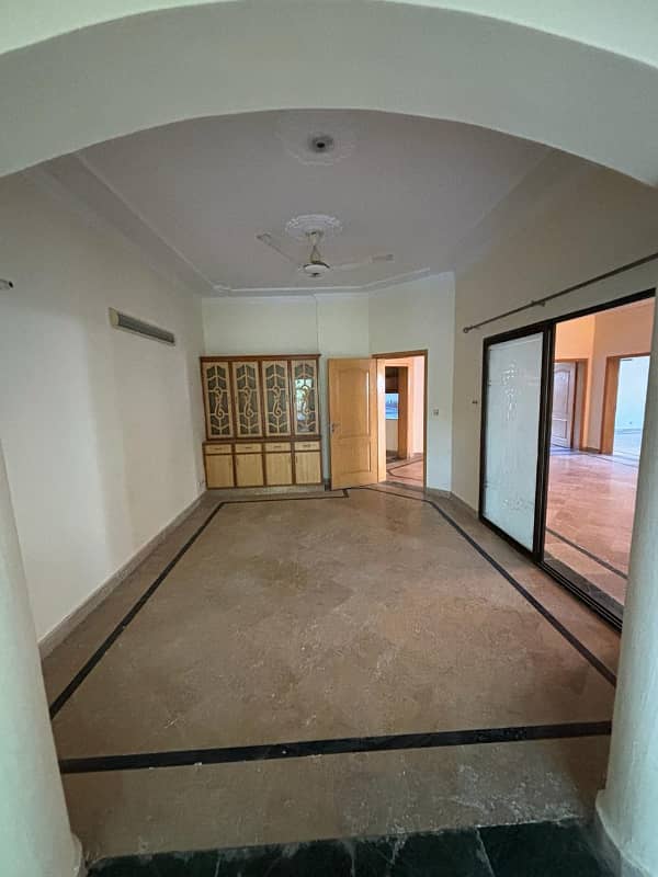 5 MARLA PERFECT LOCATION HOUSE AVAILABLE FOR RENT IN WAPDA TOWN 44