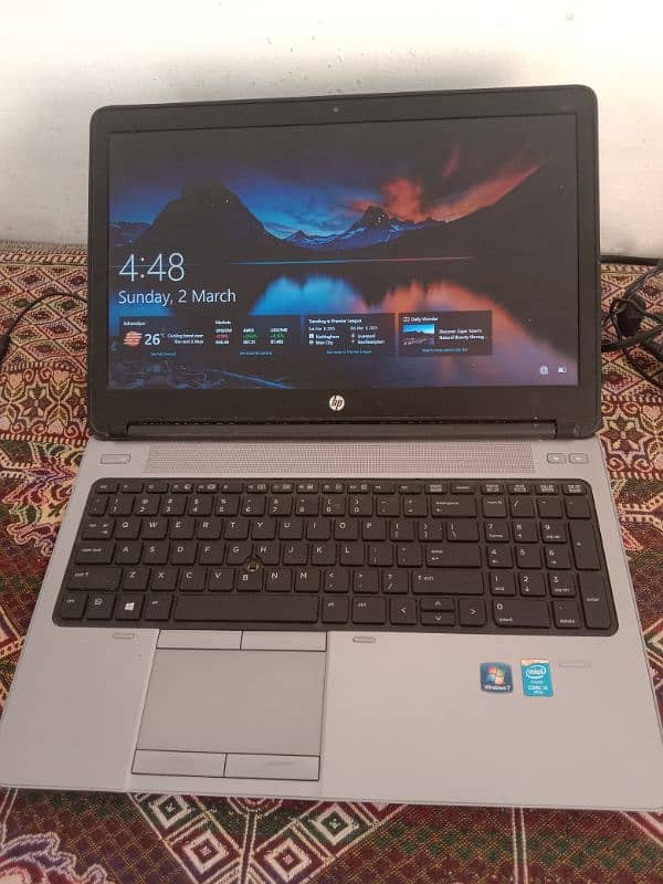 Hp laptop 5th generation core i5 0