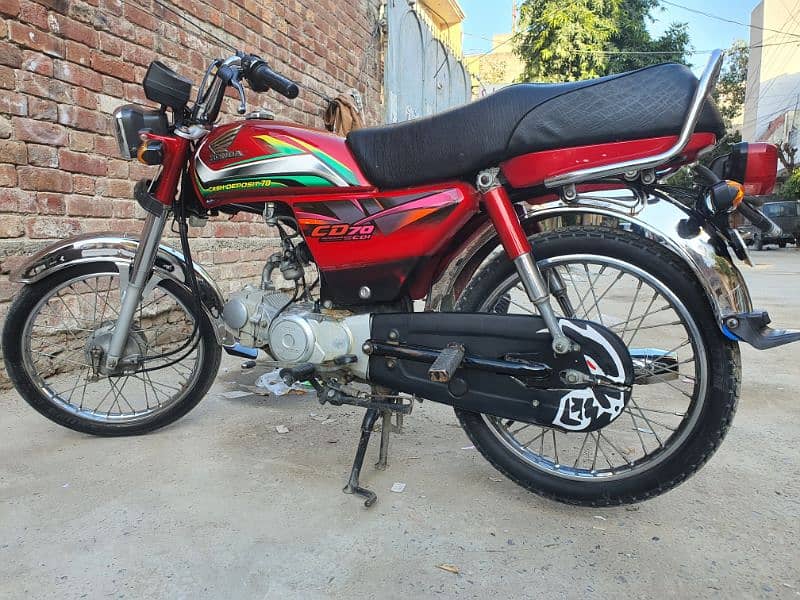 Honda CD 70 Total Geniun 8