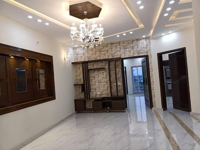 10 Marla Brand New House for Rent In Bahria Town - Block Overseas B Canal Road Lahore 2