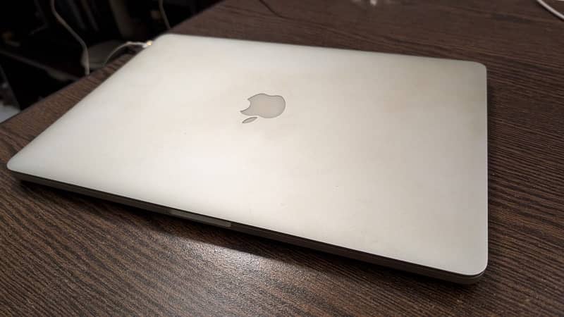 Macbook Pro Mid 2015 Release 0