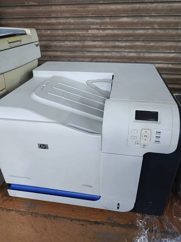 hp colorlaserjet printer 3525 1