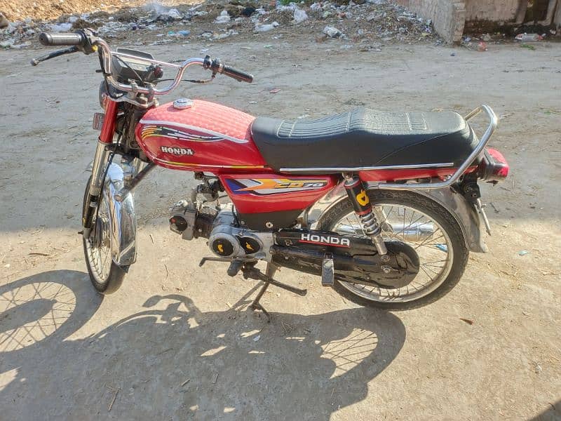 Ravi bike CD70 All Okay No any Fault Only Serious Buyer Contact 0