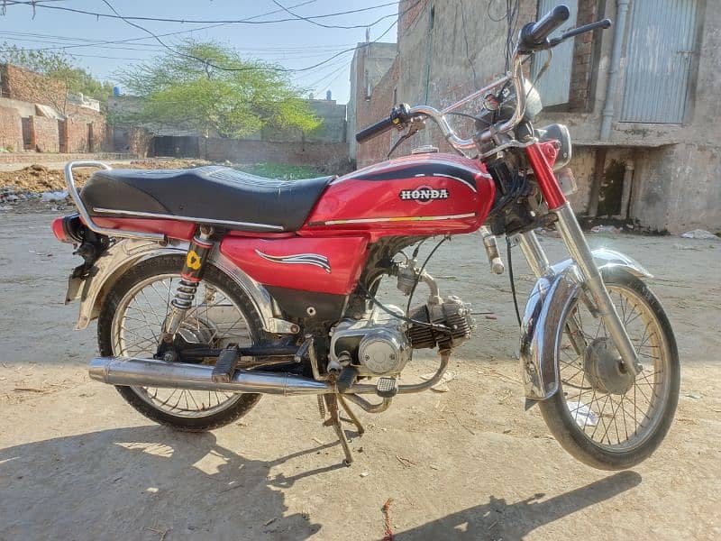 Ravi bike CD70 All Okay No any Fault Only Serious Buyer Contact 1