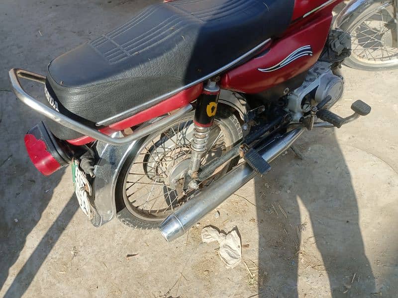 Ravi bike CD70 All Okay No any Fault Only Serious Buyer Contact 3