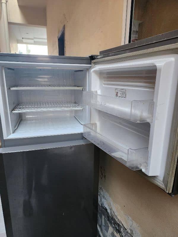 PEL REFRIGERATOR 3