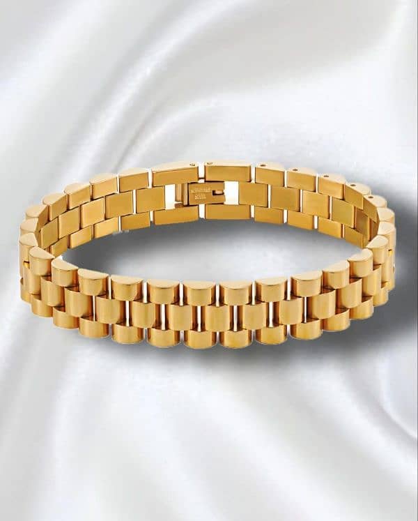 Delivery Available Golden Chain Bracelet - Unisex Stylish Accessory 1